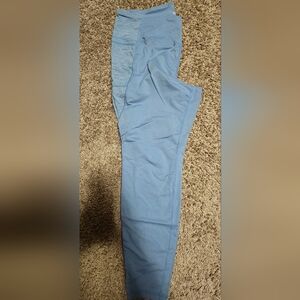 EUC Torrid Soft Blue Active Leggings With Pockets Sz 2